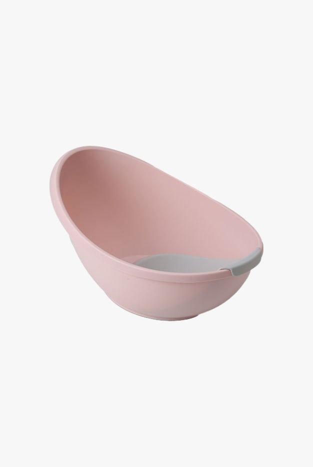 Egg-shaped baby bathtub